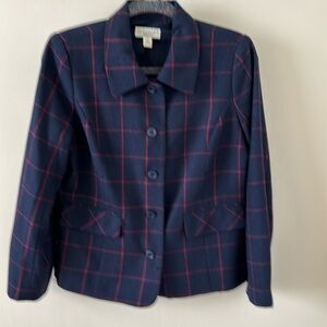 Appleseed’s Petite 8 Blazer. Navy with red plaid. Fitted seams.